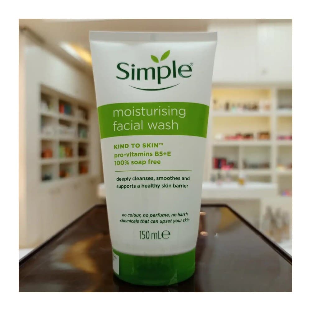 Simple Moisturising Facial Wash 150ML